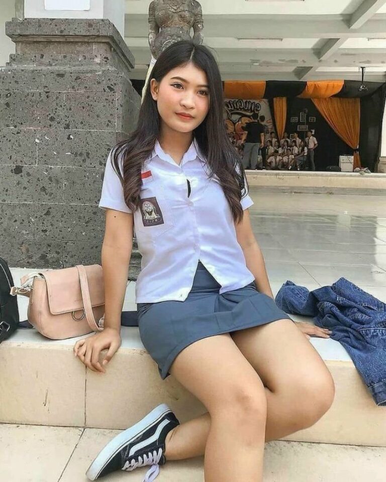 Abg Viral POV Siswi SMA Dientoy Pak Guru di Hotel Konten Terbaru 2025 Top New